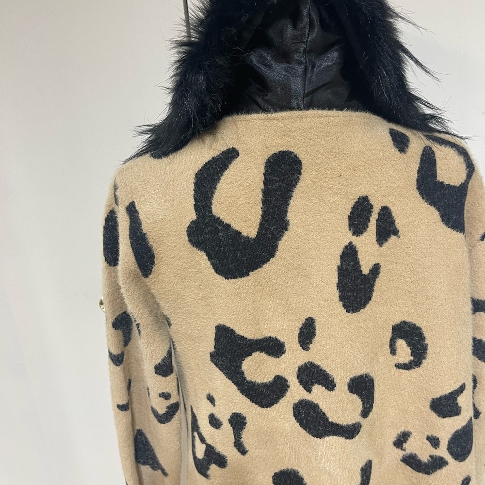 NWOT Donna Salyers Fabulous Furs Sweater Coat - Picture 10 of 14